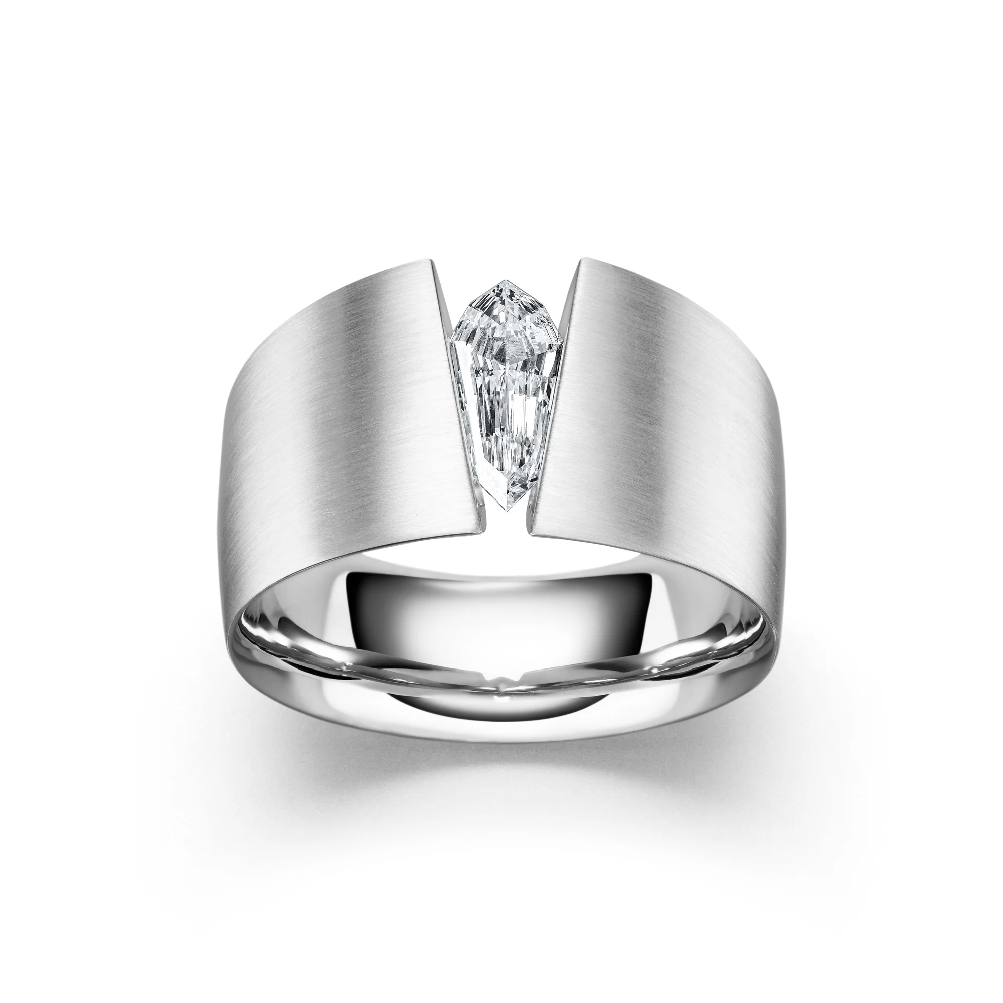 THE ONE | One-of-a-Kind Diamond Rings by SCHAFFRATH