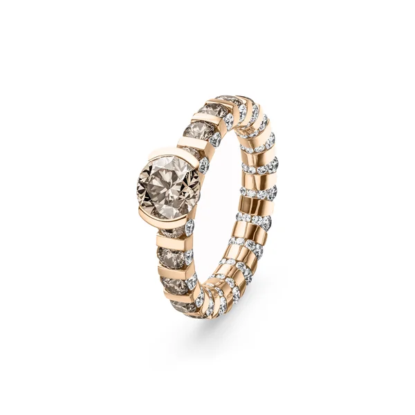 Paradoxal diamond ring 
