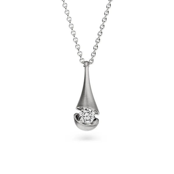 Calla Necklace 